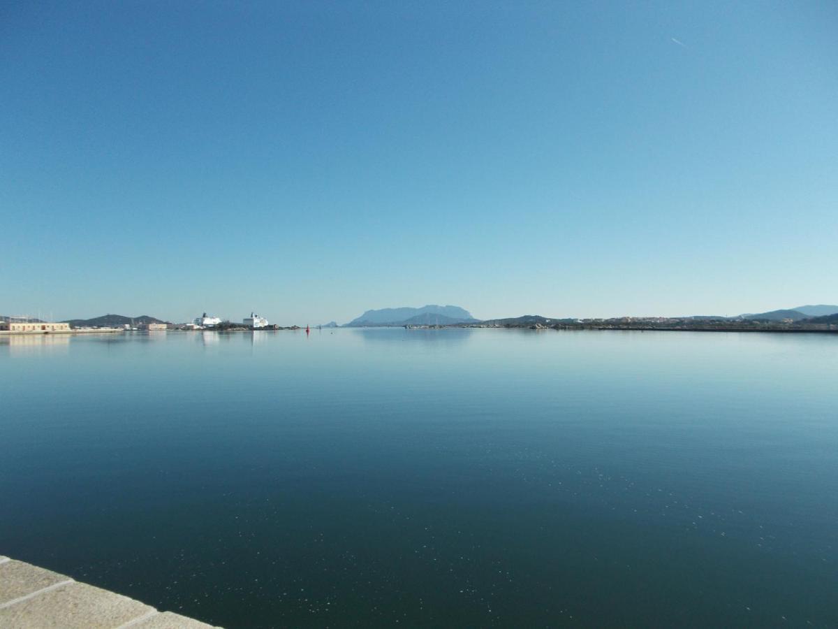 Magibac Due - Casa Vicino Aeroporto E Mater Olbia Lejlighed Eksteriør billede